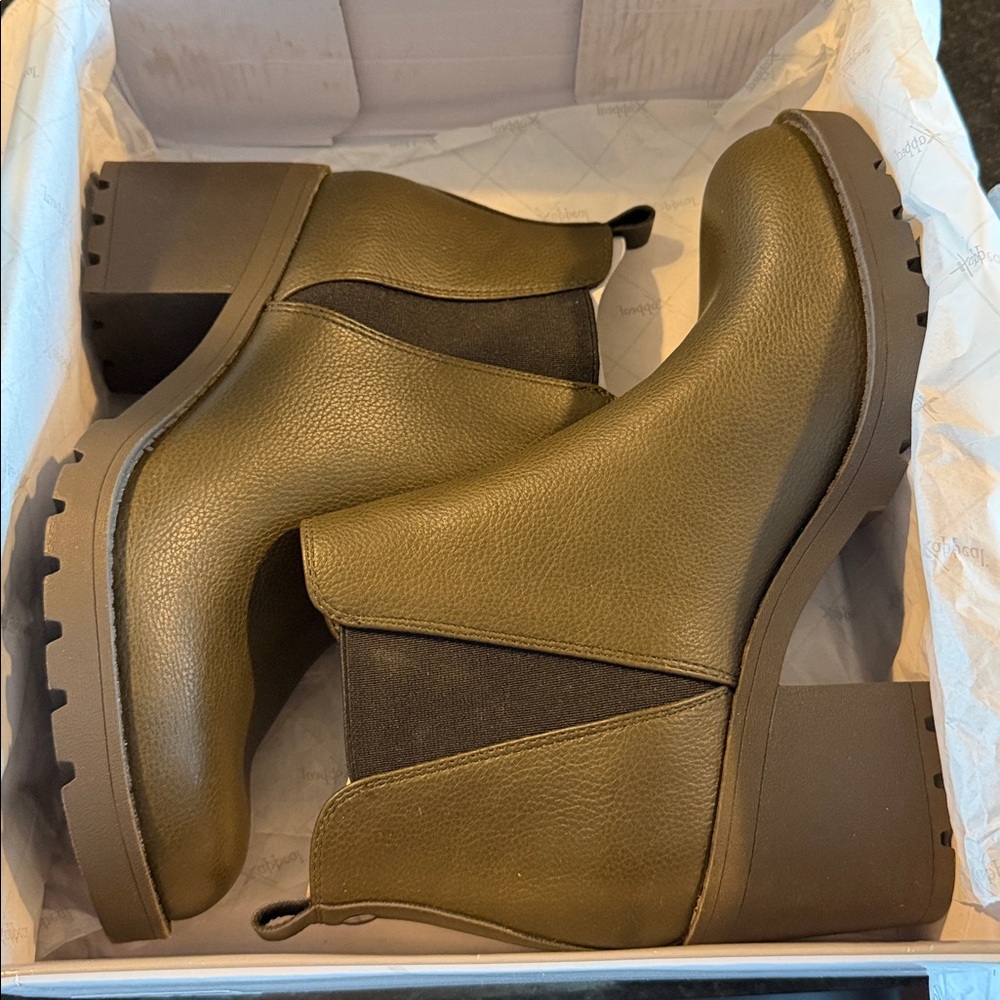 X-Appeal Olive Heeled Boots